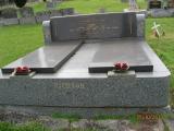 image of grave number 377095
